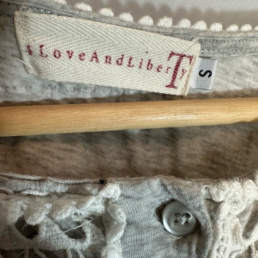 Johnny Was 4 Love and Liberty Womens Size S Tunic Top Blouse Boho Trim Lace - Picture 5 of 12